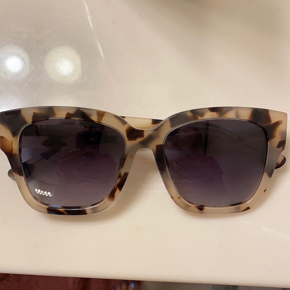 DIFF sunglasses